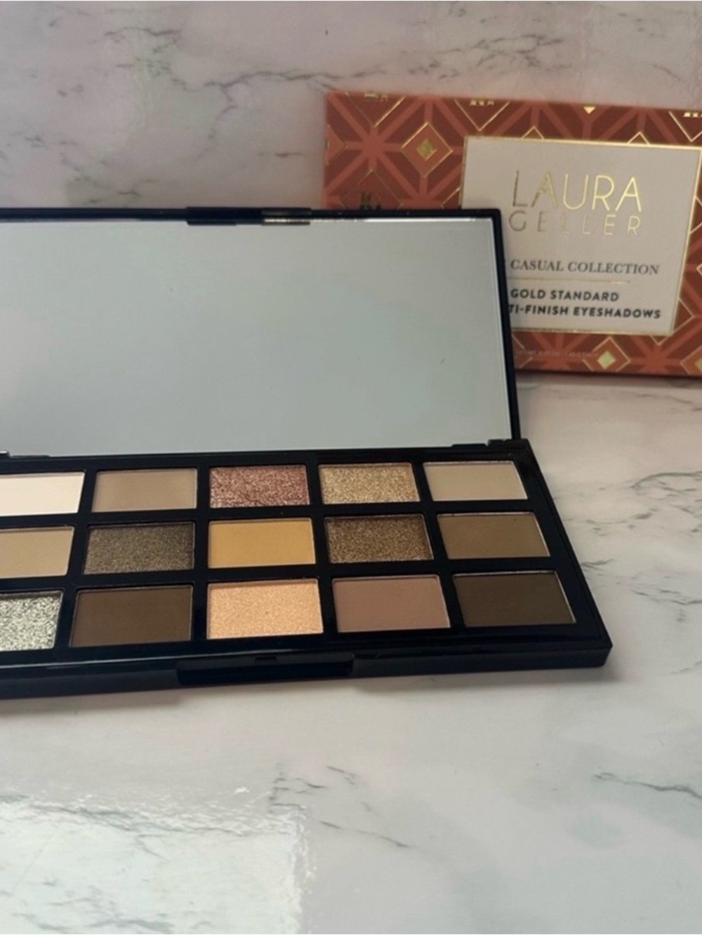 Laura Geller Multi-Finish Eyeshadow Palette with Gold and Cream Shades